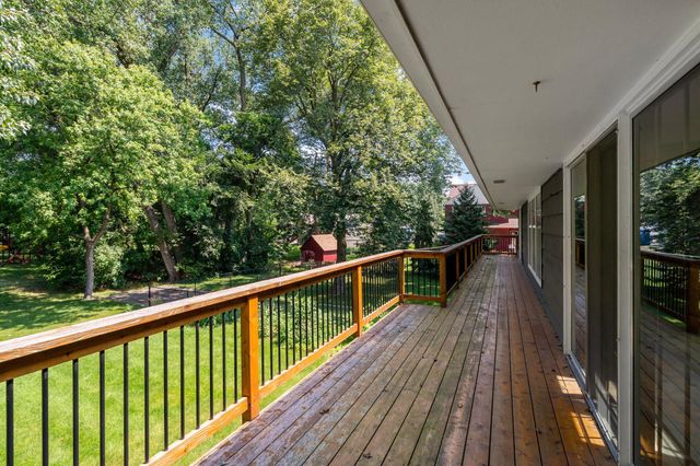 6112 Jeffrey Lane, Edina, MN 55436