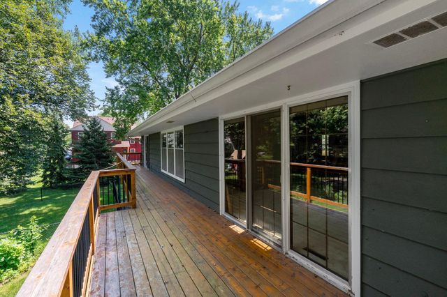 6112 Jeffrey Lane, Edina, MN 55436