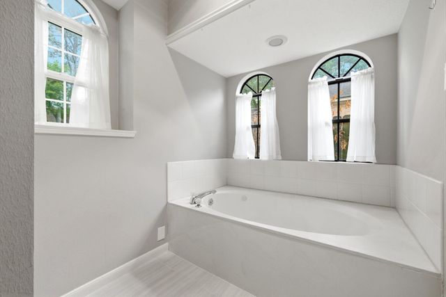 7222 Birchtree Forest Drive, Houston, TX 77088