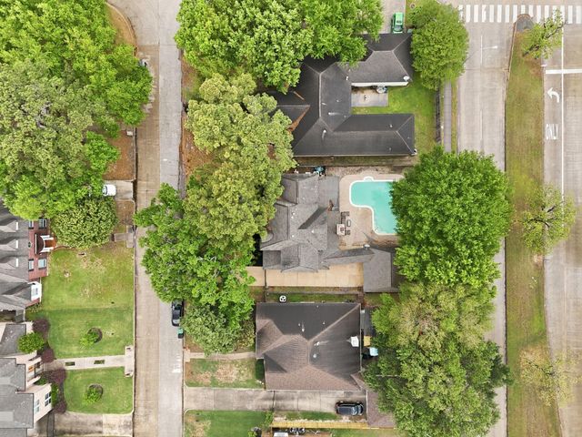 7222 Birchtree Forest Drive, Houston, TX 77088