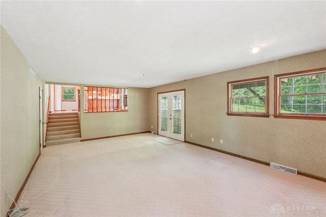 1538 Oregonia Road, Lebanon, OH 45036