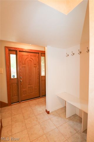 7329 Nethersole Drive, Middleburg Heights, OH 44130