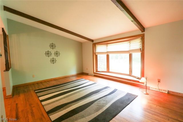 7329 Nethersole Drive, Middleburg Heights, OH 44130