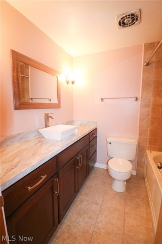 7329 Nethersole Drive, Middleburg Heights, OH 44130
