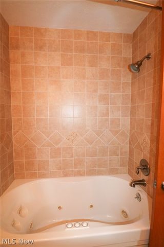 7329 Nethersole Drive, Middleburg Heights, OH 44130