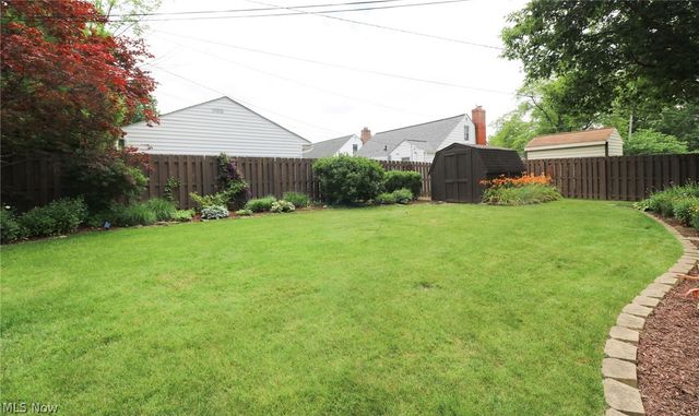 7329 Nethersole Drive, Middleburg Heights, OH 44130