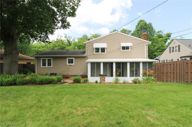 7329 Nethersole Drive, Middleburg Heights, OH 44130