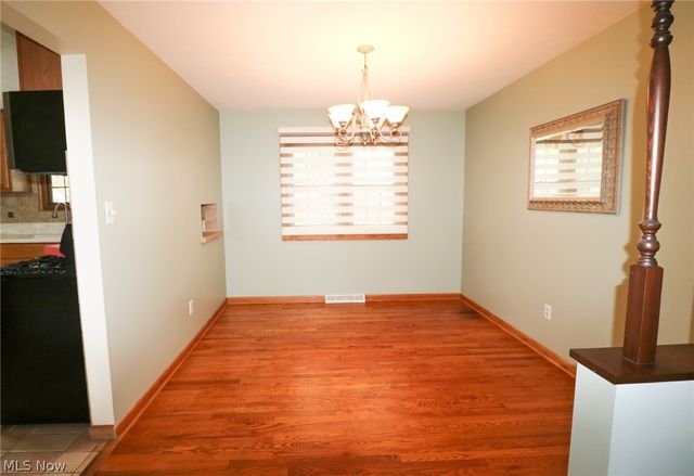 7329 Nethersole Drive, Middleburg Heights, OH 44130