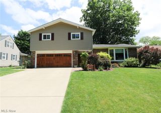 7329 Nethersole Drive, Middleburg Heights, OH 44130