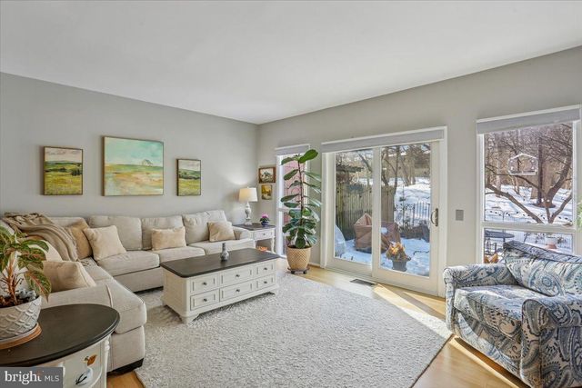 316 NEW MARK ESPLANADE, Rockville, MD 20850