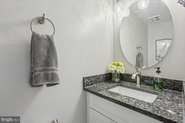 316 NEW MARK ESPLANADE, Rockville, MD 20850