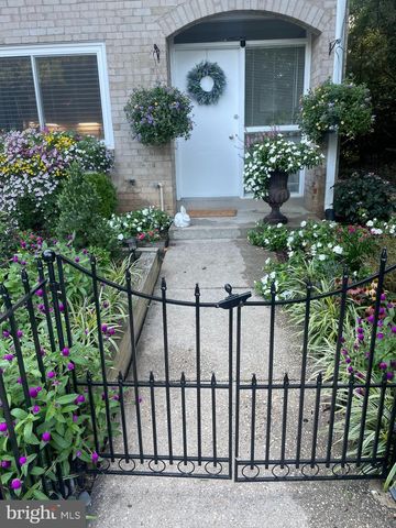 316 NEW MARK ESPLANADE, Rockville, MD 20850