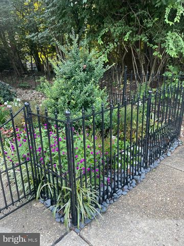 316 NEW MARK ESPLANADE, Rockville, MD 20850