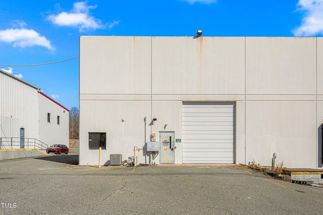 1448 Industry Drive, Burlington, NC 27215