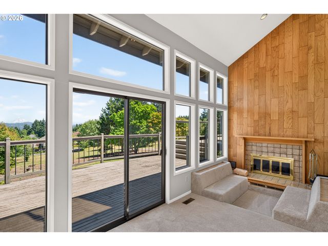 9945 Sw 170TH Ave, Beaverton, OR 97007