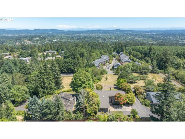 9945 Sw 170TH Ave, Beaverton, OR 97007