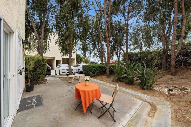 5725 Linda Vista Rd 14, San Diego, CA 92110