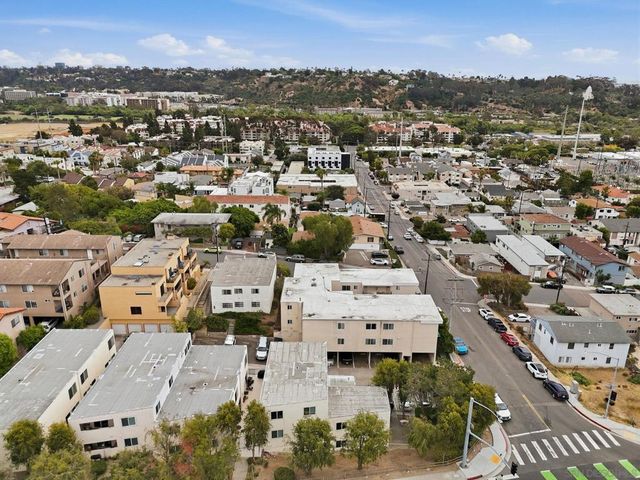 5725 Linda Vista Rd 14, San Diego, CA 92110