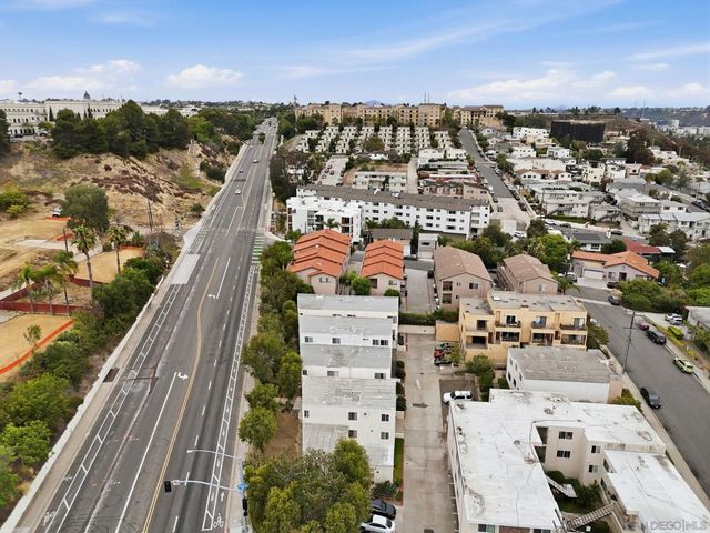 5725 Linda Vista Rd 14, San Diego, CA 92110