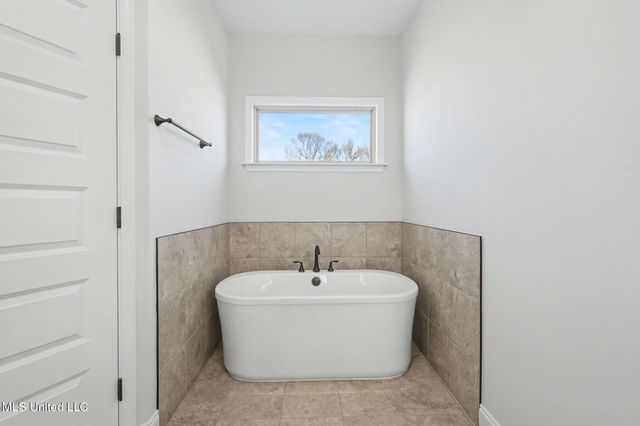 2521 Scott Meadows Lane, Hernando, MS 38632
