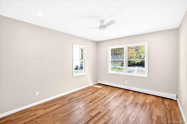909 2nd Street N, East Northport, NY 11731
