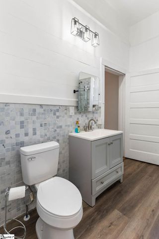 566 S Harper Extension, Laurens, SC 29360