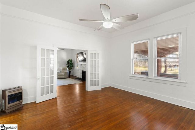 566 S Harper Extension, Laurens, SC 29360