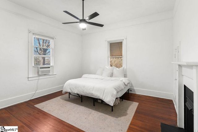 566 S Harper Extension, Laurens, SC 29360