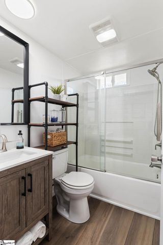 566 S Harper Extension, Laurens, SC 29360