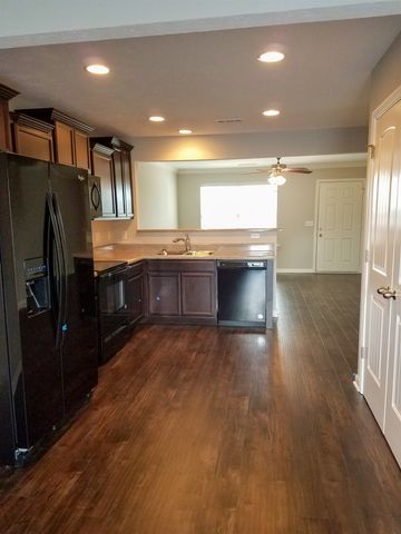 1416 Orange Ct, Murfreesboro, TN 37130