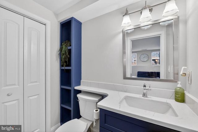 74 YEW RD, Essex, MD 21221