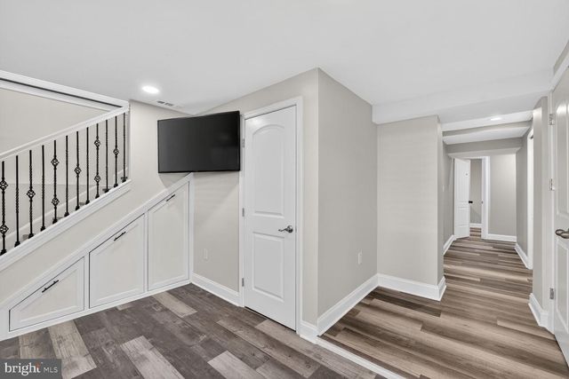 74 YEW RD, Essex, MD 21221