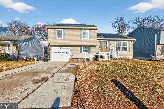 74 YEW RD, Essex, MD 21221