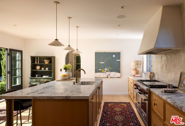 4048 Farmouth Drive, Los Angeles, CA 90027