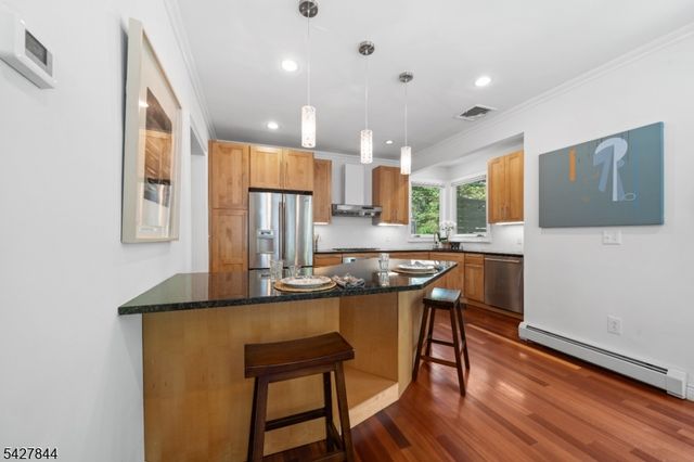 76 High St, Nutley Twp., NJ 07110