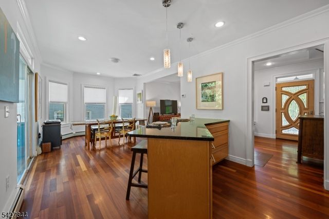 76 High St, Nutley Twp., NJ 07110