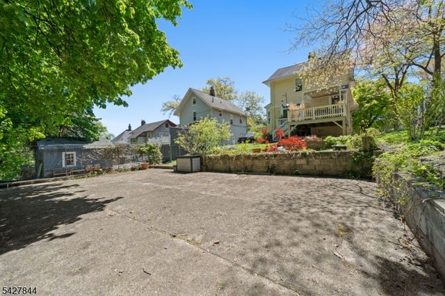 76 High St, Nutley Twp., NJ 07110