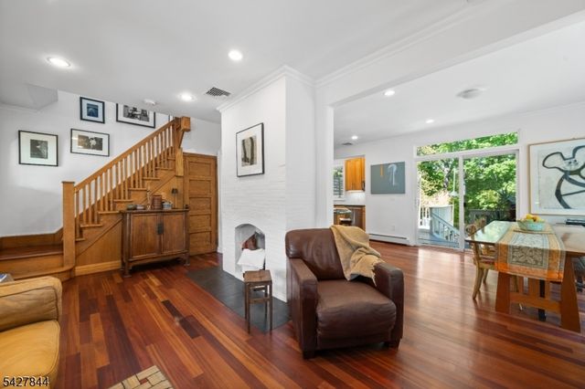 76 High St, Nutley Twp., NJ 07110
