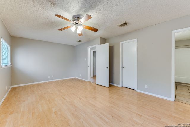 7559 Tantara Ct, San Antonio, TX 78249