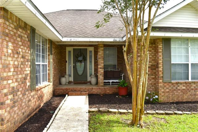 8209 Cheyenne Street S, Theodore, AL 36582