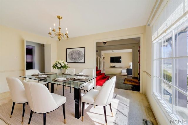 15137 Chamisal Drive, Chesterfield, MO 63017