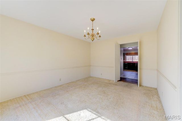 15137 Chamisal Drive, Chesterfield, MO 63017