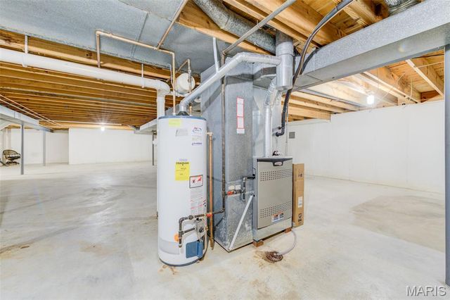 15137 Chamisal Drive, Chesterfield, MO 63017