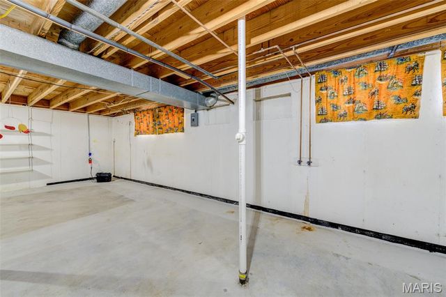 15137 Chamisal Drive, Chesterfield, MO 63017