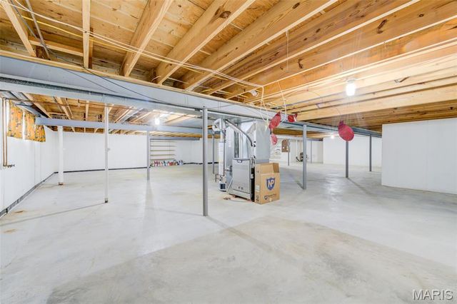 15137 Chamisal Drive, Chesterfield, MO 63017