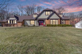 15137 Chamisal Drive, Chesterfield, MO 63017