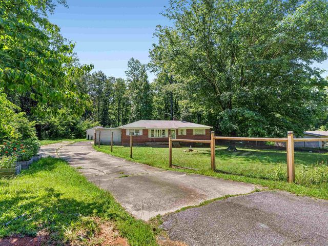 604 Belue Mill Road, Landrum, SC 29356