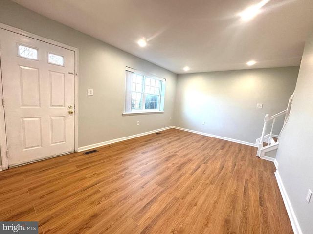 4826 GRAND BEND DR, Catonsville, MD 21228