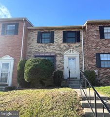 4826 GRAND BEND DR, Catonsville, MD 21228
