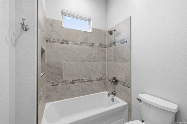 1020 Cielo Dr, Kerrville, TX 78028